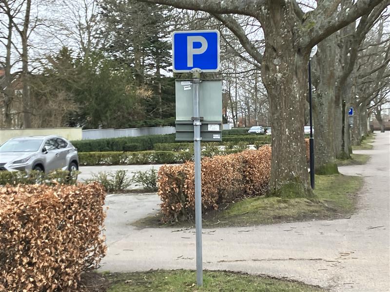 Parkering vid Kävlingevägens infart, Norra kyrkogården