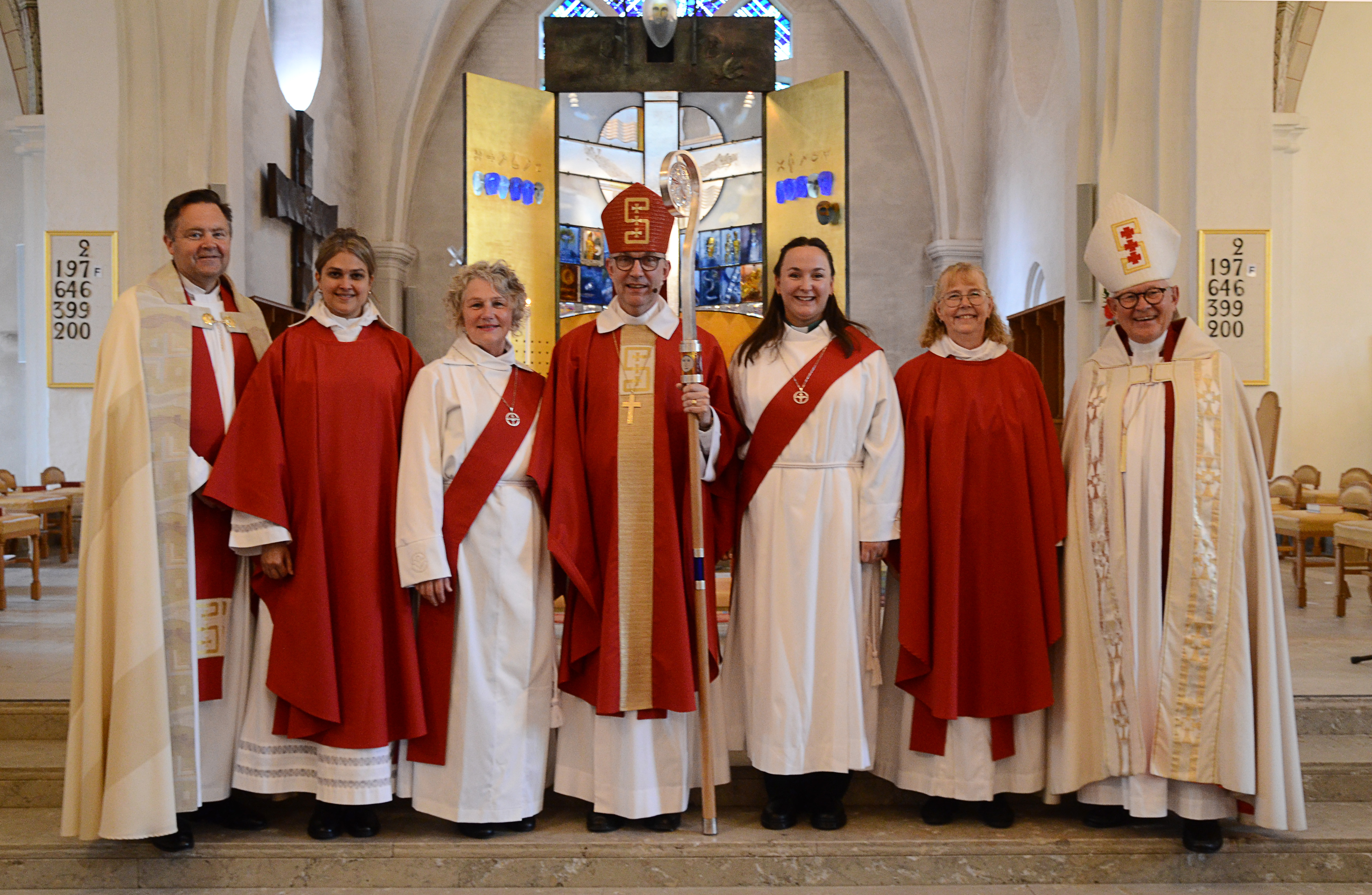 Gruppbild i koret i Växjö domkyrka