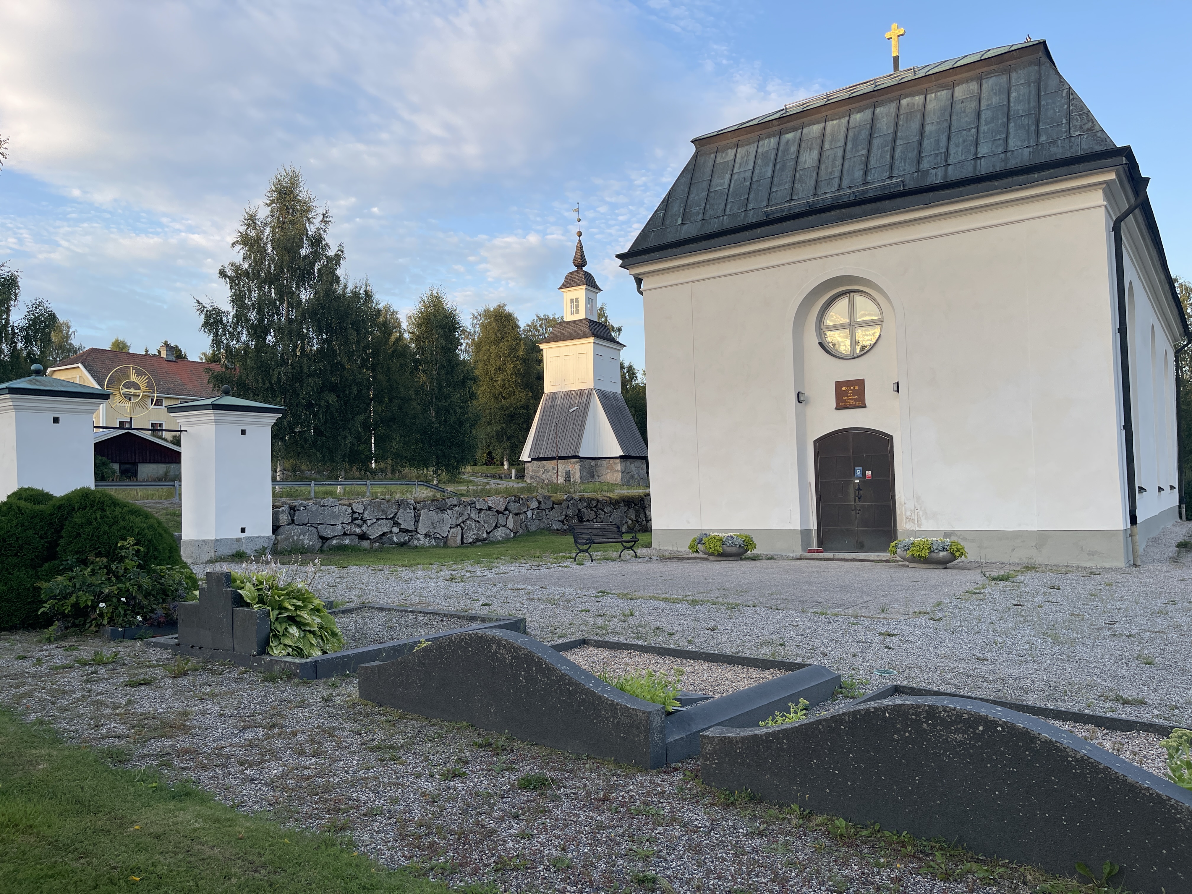 Tynderö kyrka