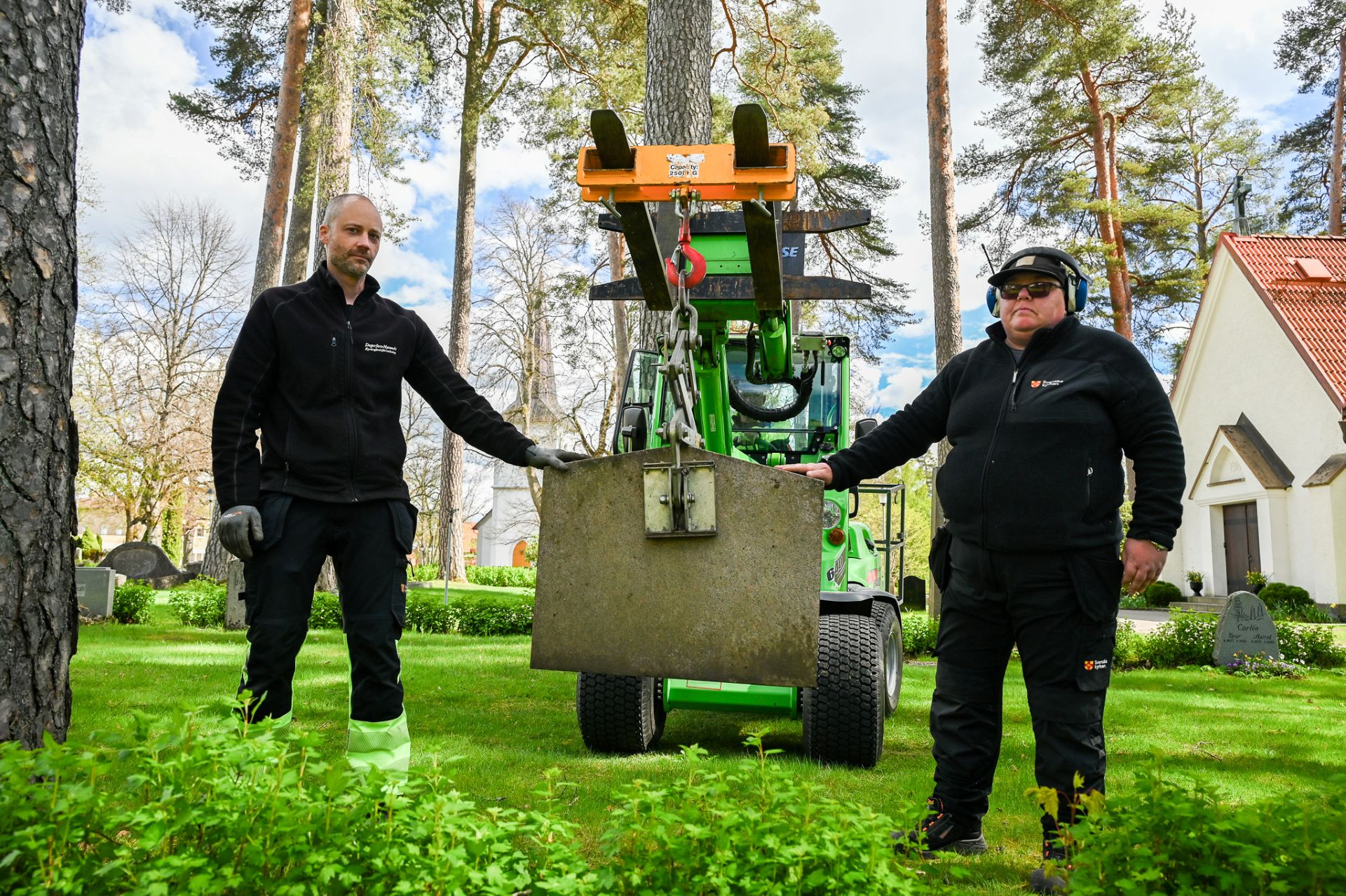 Gravstensäkringsarbete pågår