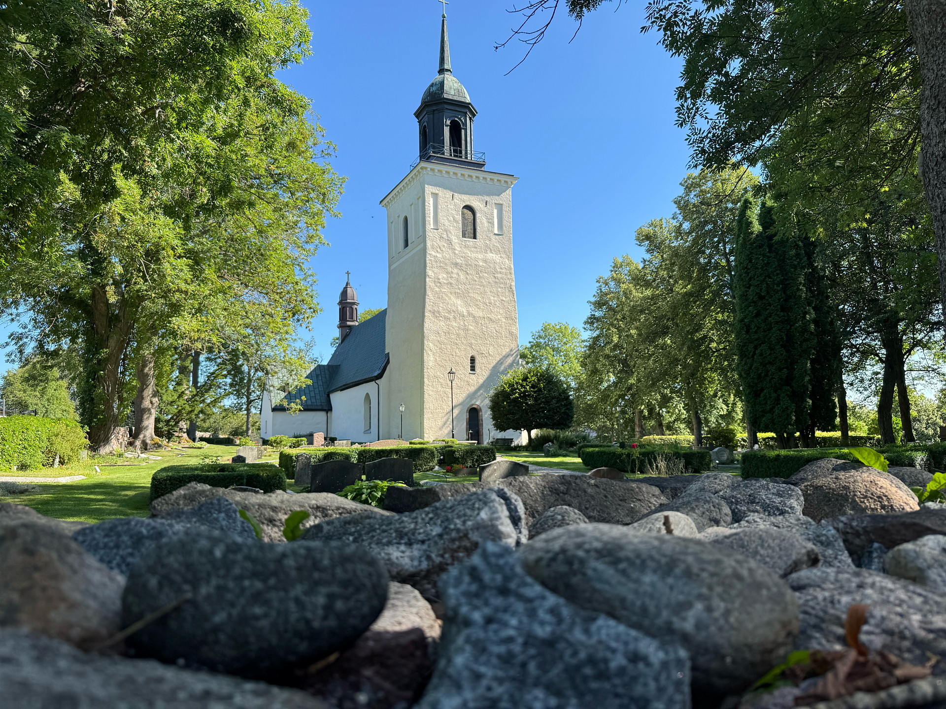 Solletuna kyrka