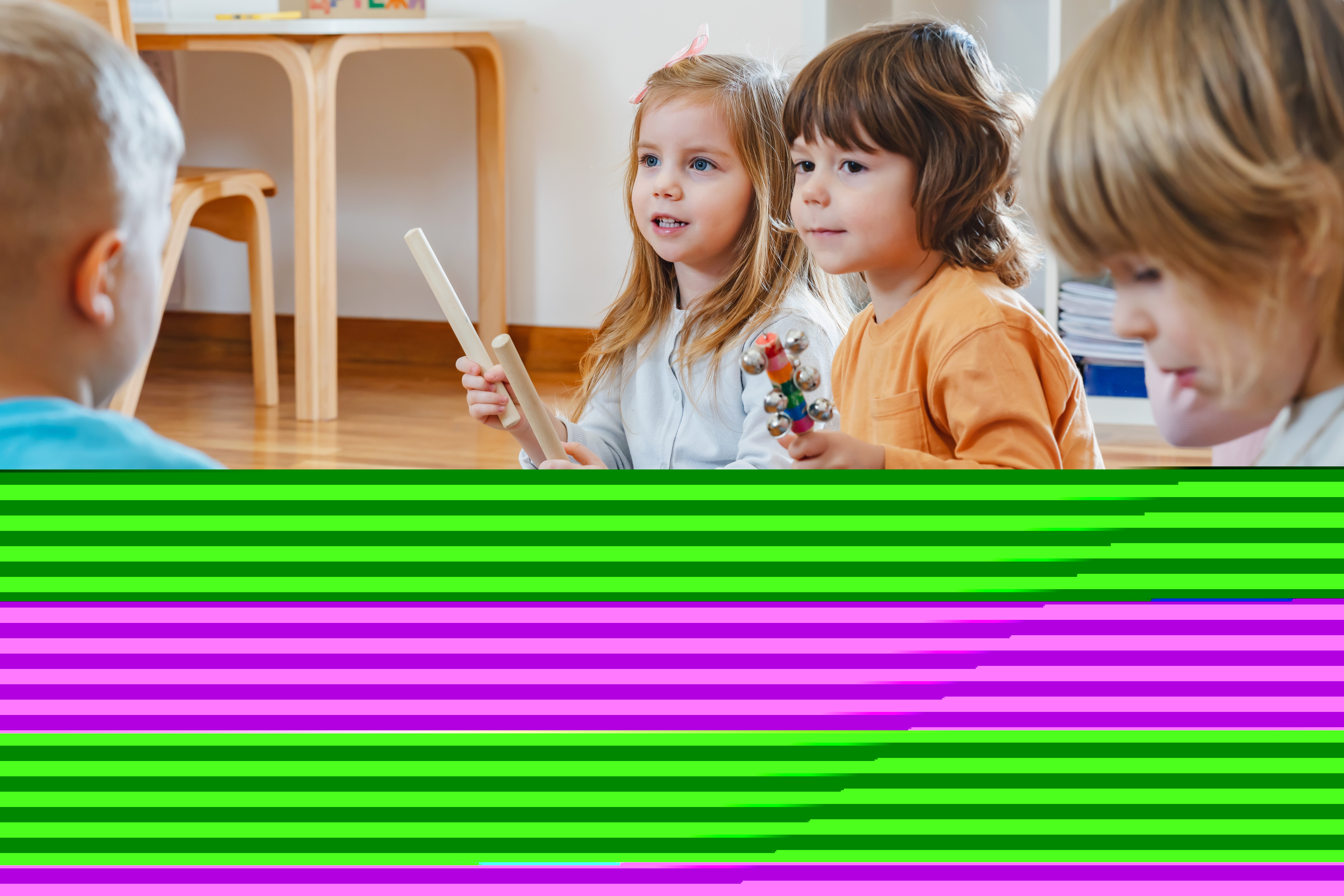 Förskolebarn med instrument