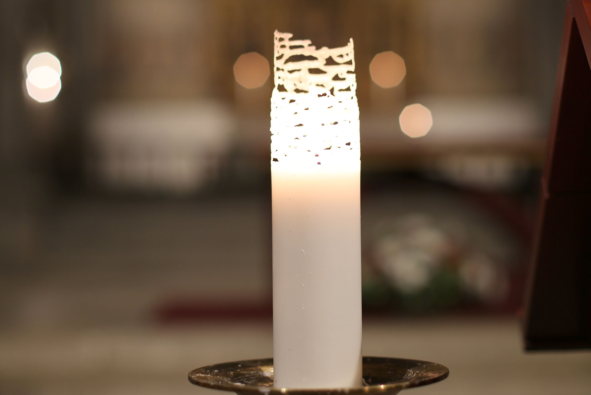 Ljus i domkyrkan Sankta Maria