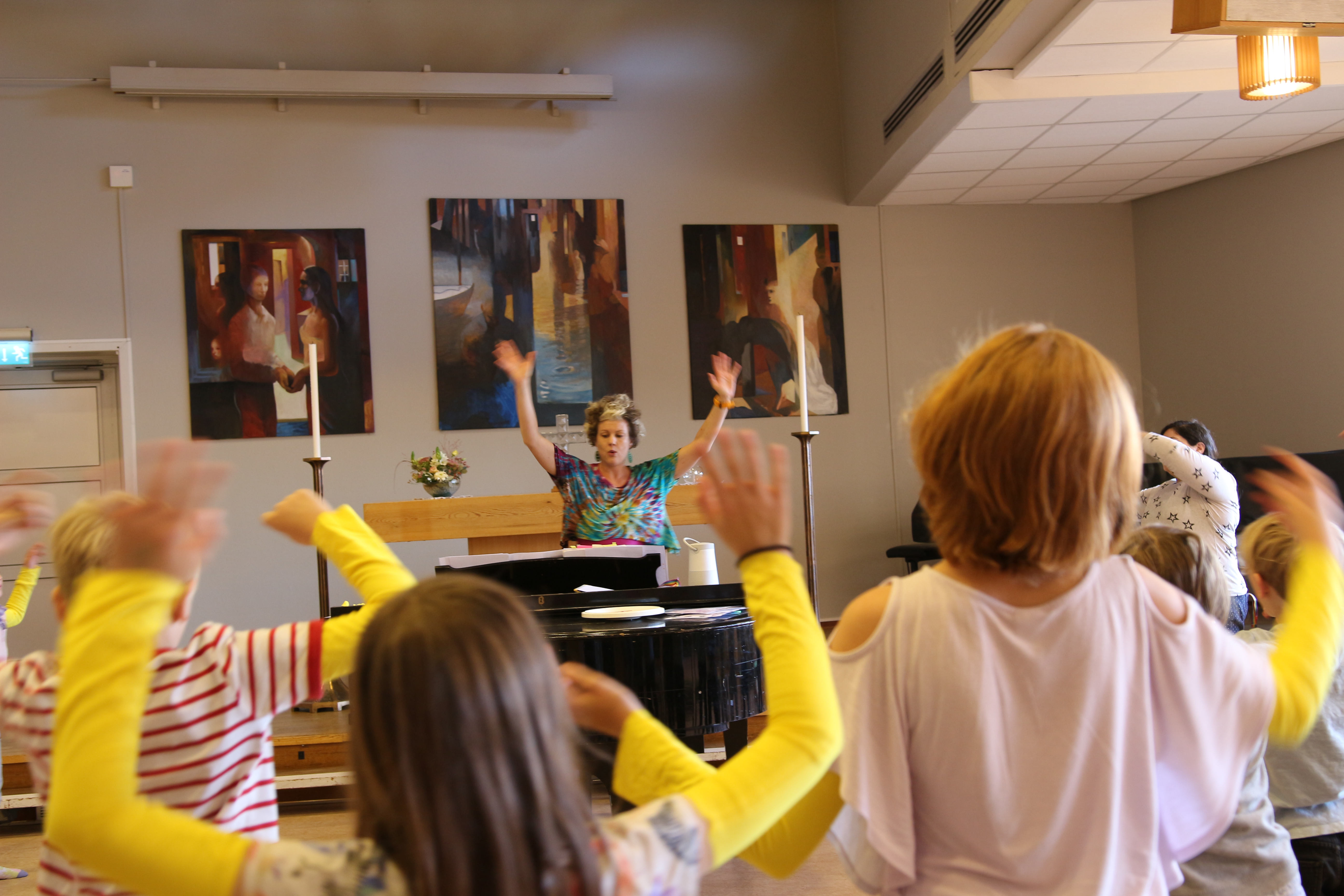 Barn på körövning.