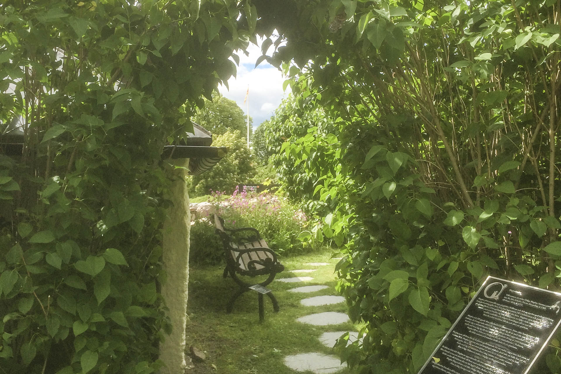 Entrén till Birgittalunden