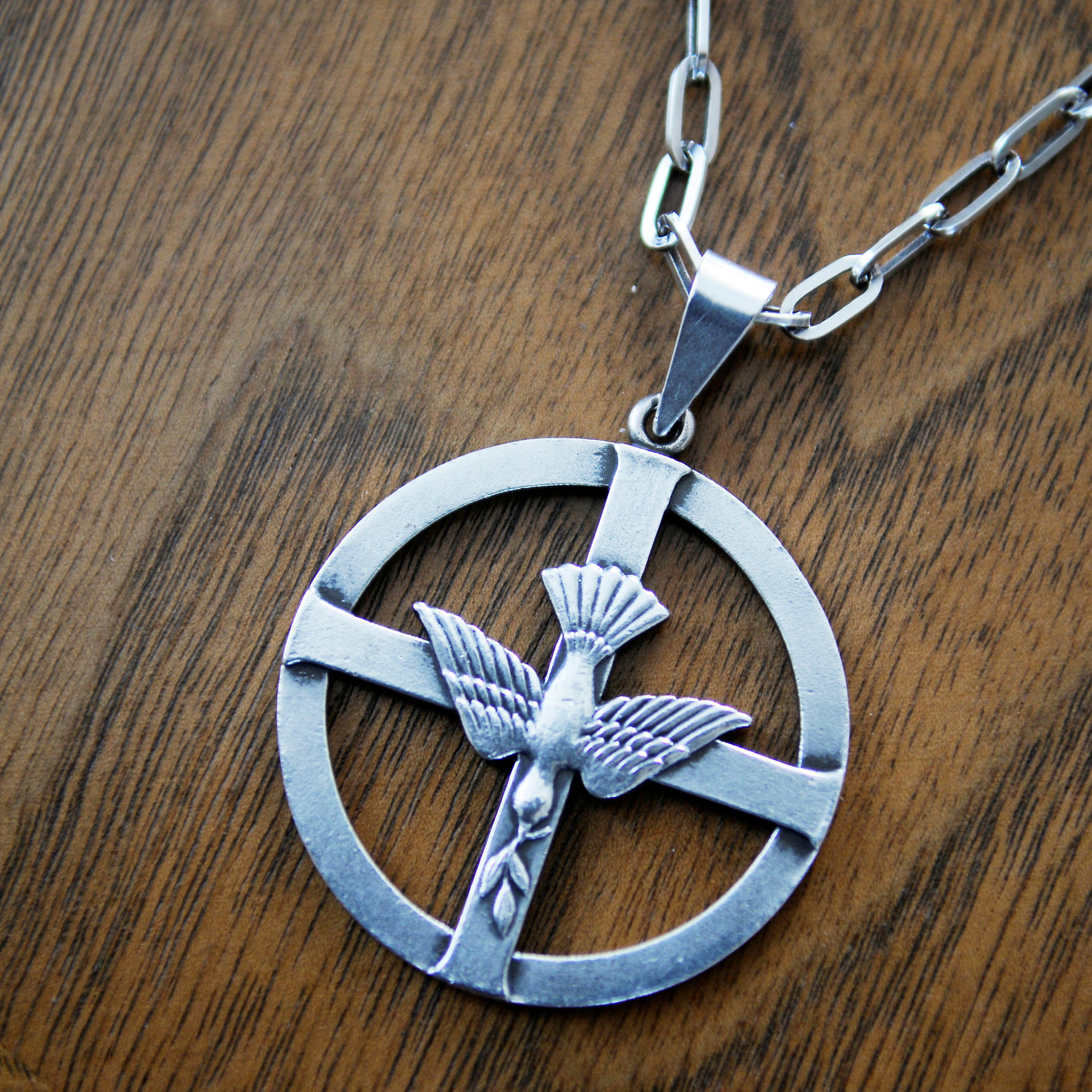 Diakonemblem i form av silversmycke