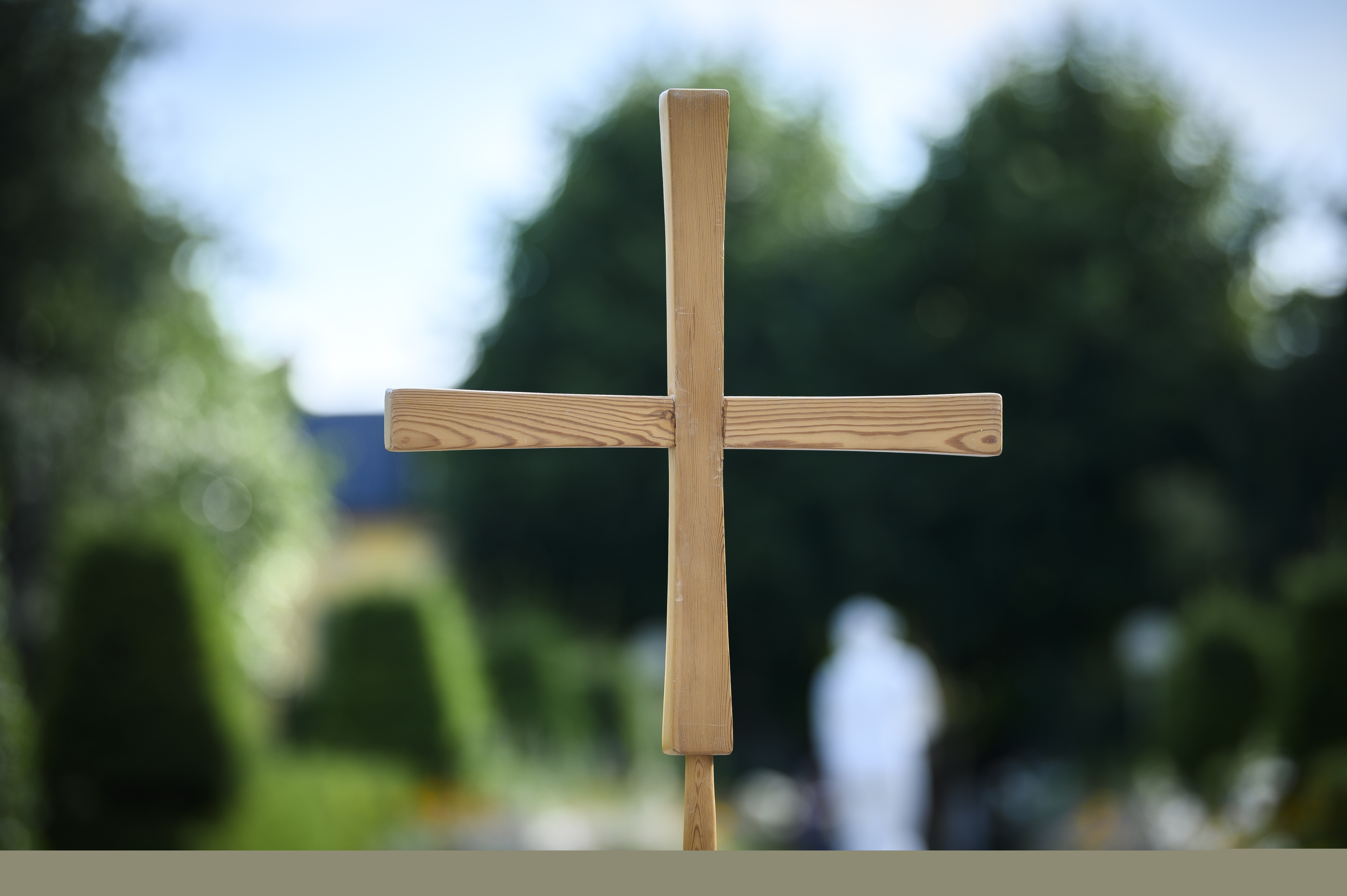 Ett träkors.