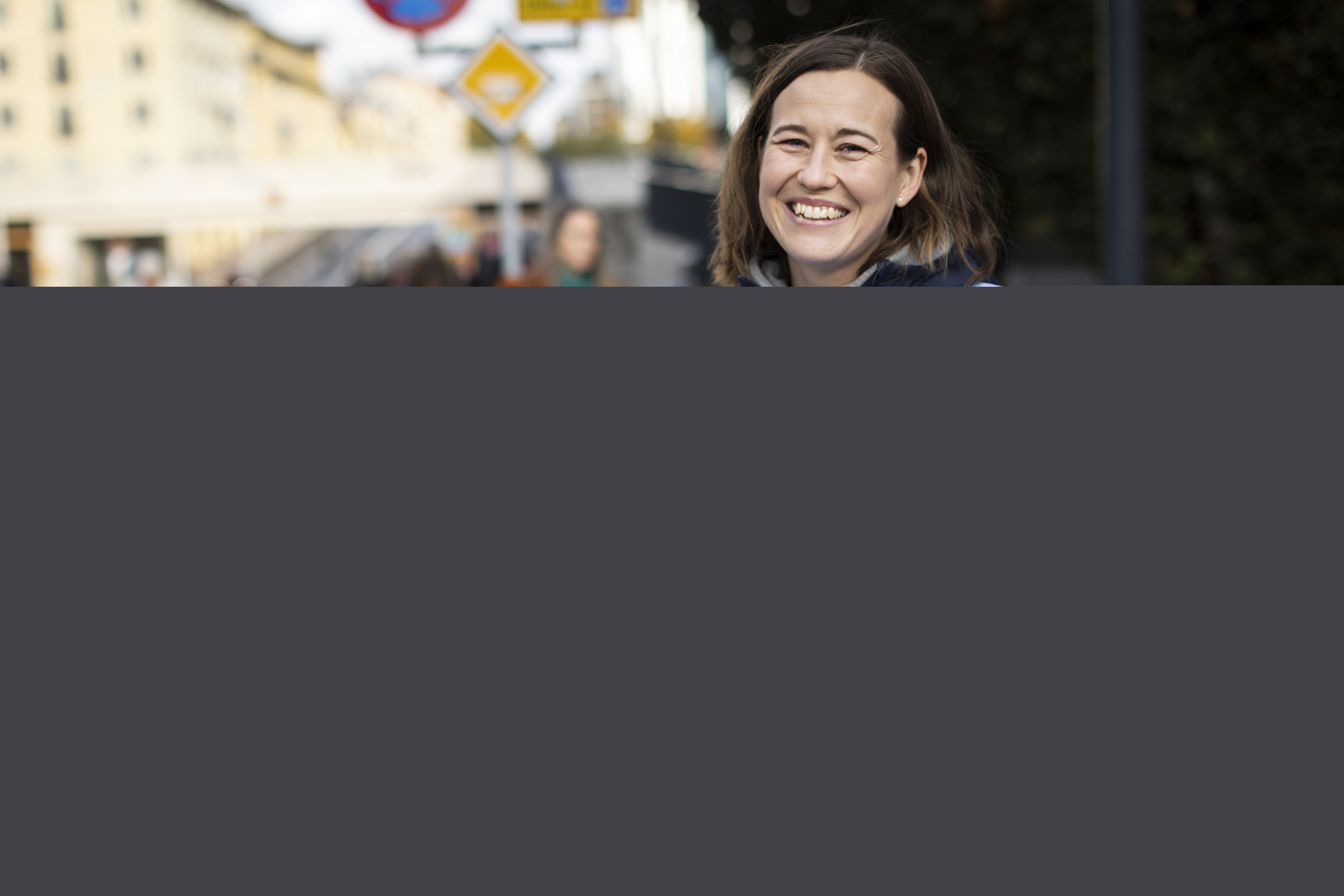 Kvinna i Act Svenska kyrkan-väst