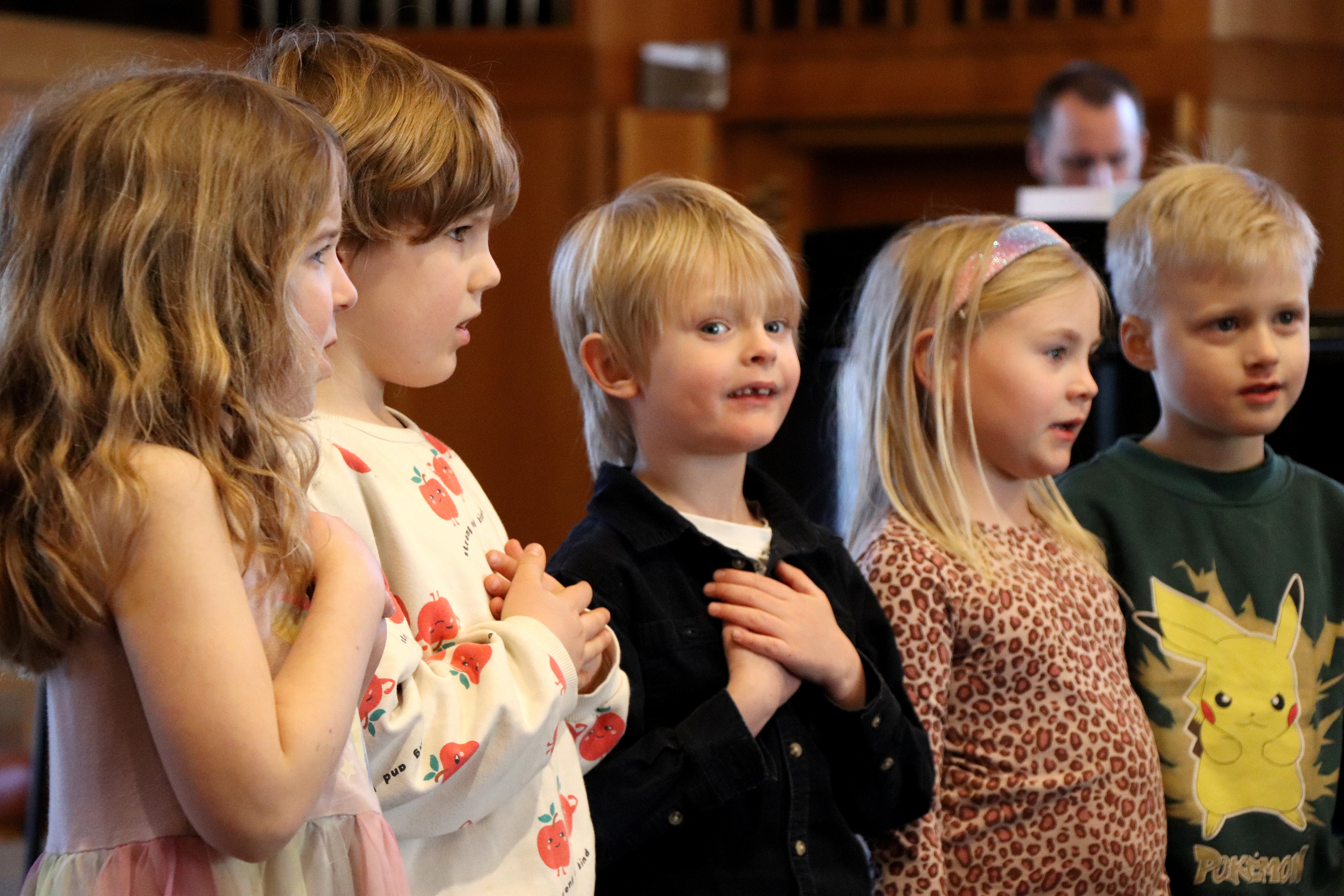 Barn i kören Körkul i Härlanda kyrka.